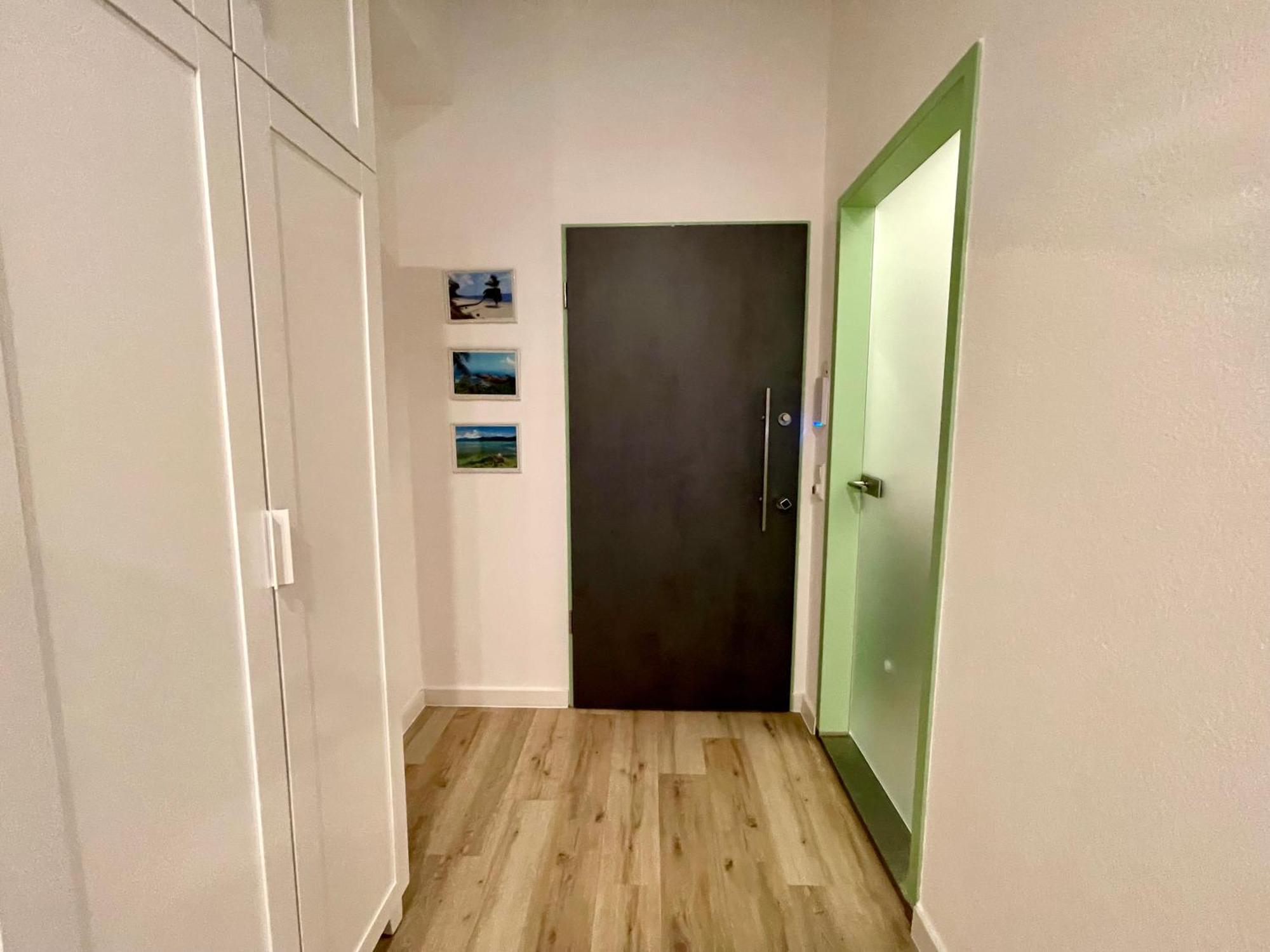 Neu Wunderschoenenes Weisses Apartament Am Schloessle Zentrum Goldstadt بفورتسهايم المظهر الخارجي الصورة
