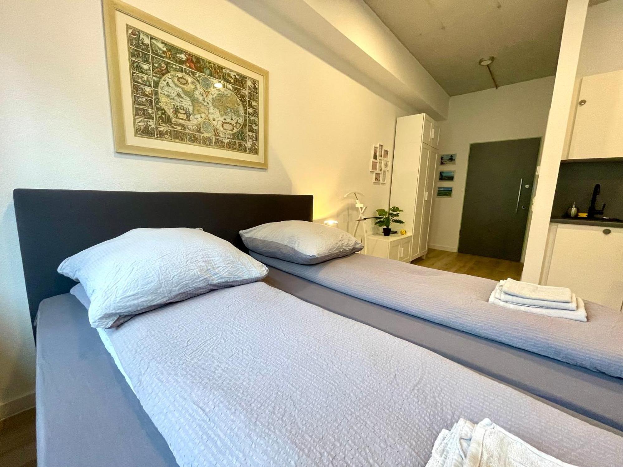 Neu Wunderschoenenes Weisses Apartament Am Schloessle Zentrum Goldstadt بفورتسهايم المظهر الخارجي الصورة