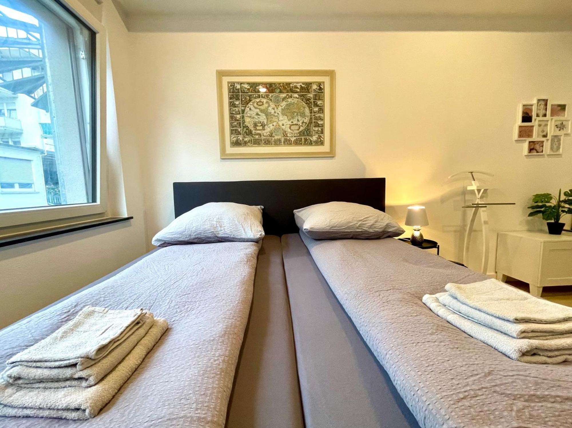 Neu Wunderschoenenes Weisses Apartament Am Schloessle Zentrum Goldstadt بفورتسهايم المظهر الخارجي الصورة
