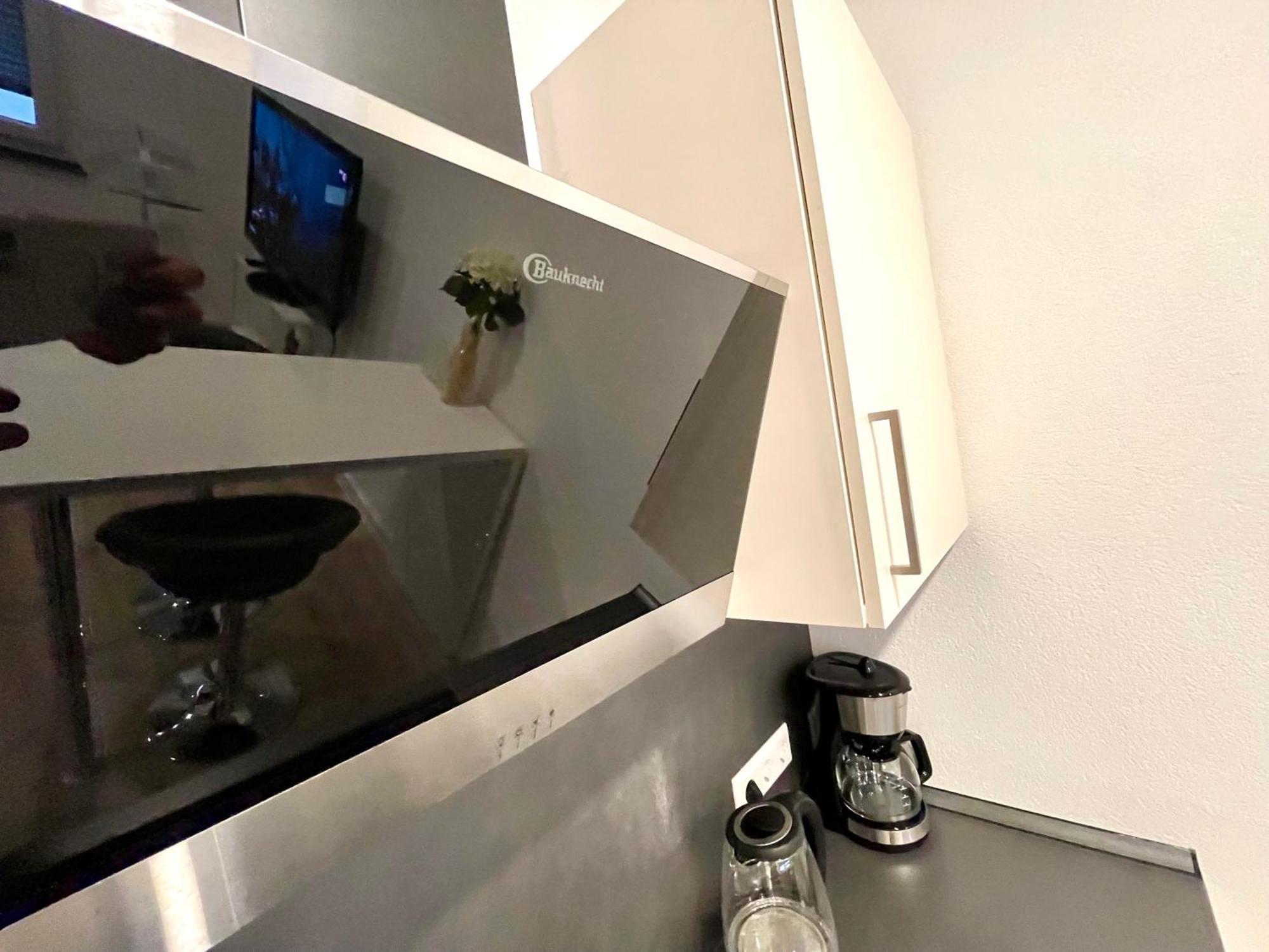 Neu Wunderschoenenes Weisses Apartament Am Schloessle Zentrum Goldstadt بفورتسهايم المظهر الخارجي الصورة
