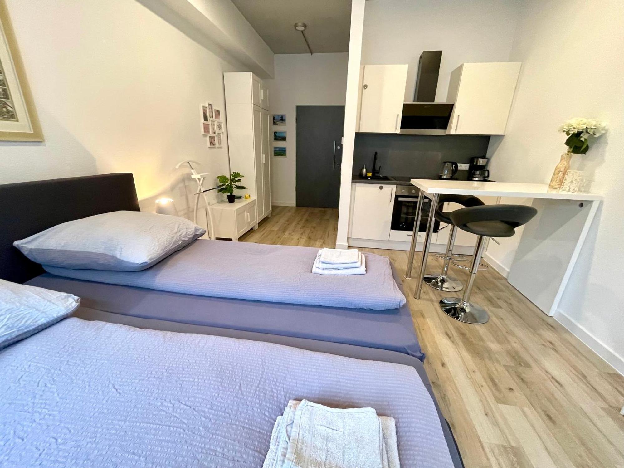 Neu Wunderschoenenes Weisses Apartament Am Schloessle Zentrum Goldstadt بفورتسهايم المظهر الخارجي الصورة