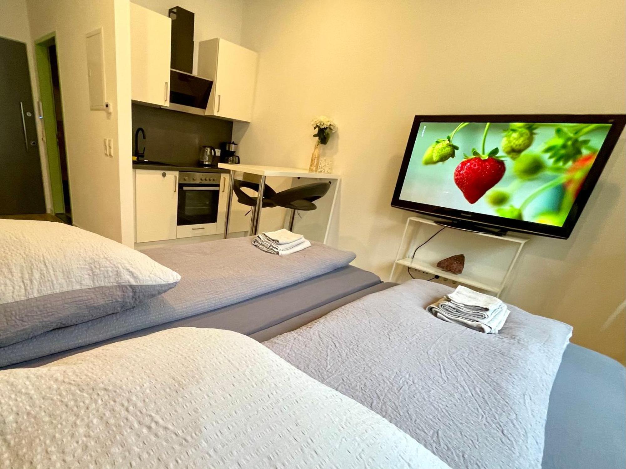 Neu Wunderschoenenes Weisses Apartament Am Schloessle Zentrum Goldstadt بفورتسهايم المظهر الخارجي الصورة