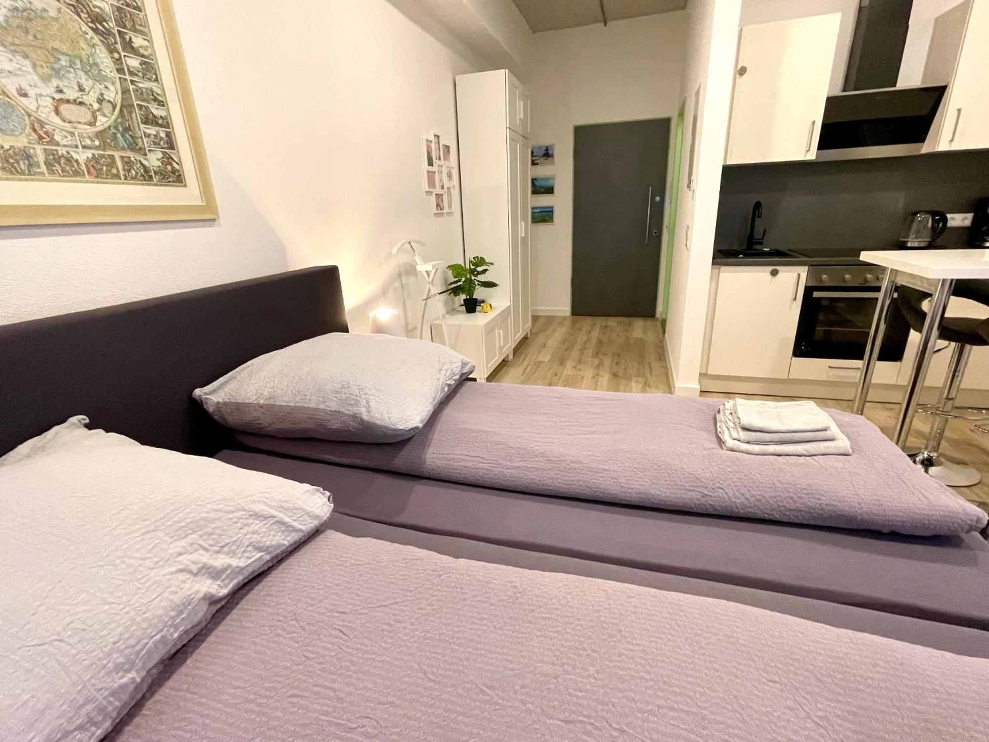 Neu Wunderschoenenes Weisses Apartament Am Schloessle Zentrum Goldstadt بفورتسهايم المظهر الخارجي الصورة
